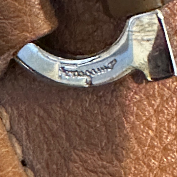 Salvatore Ferragamo Gancini Buckle Tan Loafer 9D, Almost New Condition - Picture 10 of 10